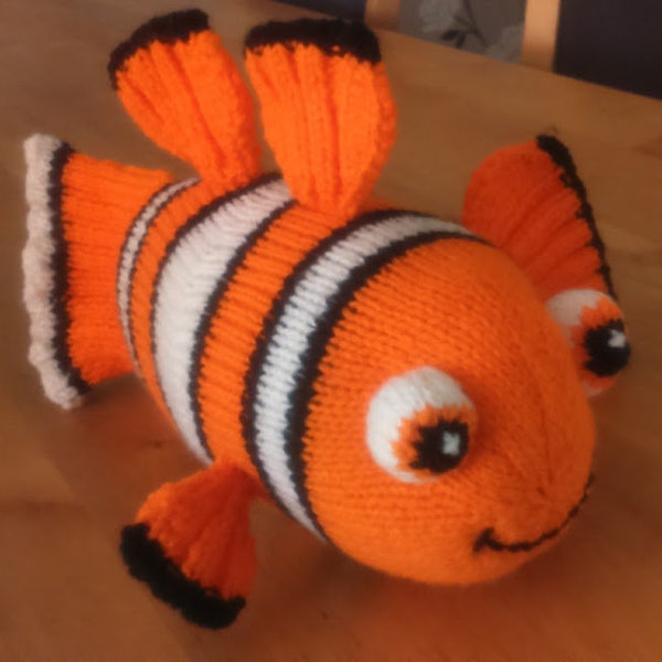 PDF knitting pattern - Nemo - Clown Fish - Worked flat - Toy knitting