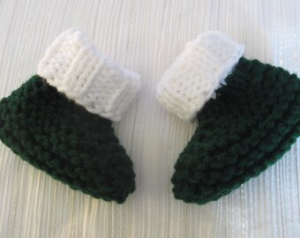 Baby Booties, Knitted Baby Booties, Baby Slippers,  Christmas Baby Booties, Green White Booties, Baby Boy, Baby Girl, Baby Gift, 3-6 months
