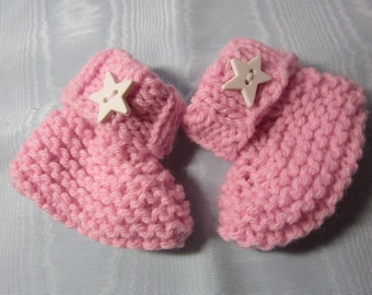 Pink Baby Booties, Knitted Baby Booties, 0-3 months, Baby Slippers, Baby Girl, Star Baby Booties, Baby Gift, Pregnancy Announcement,