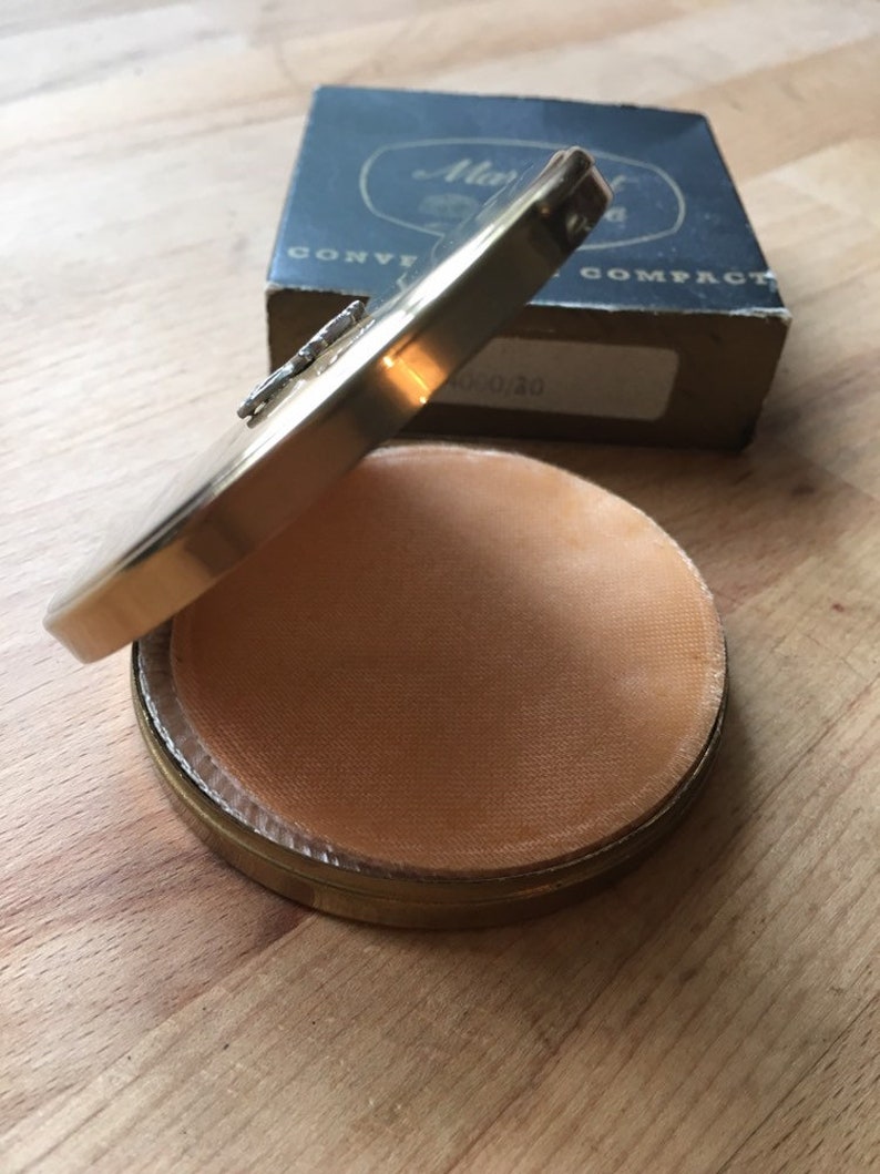 Vintage Margaret Rose convertible powder compact with marcasite bow detail C 1950/'s. Unused in original box