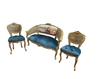 Petite Louis XV French style Settee with chairs