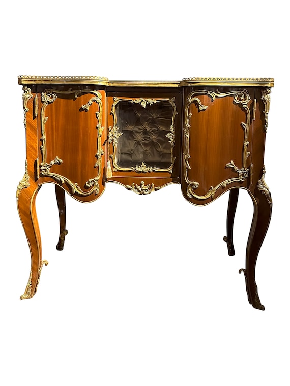 French Louis XV style Display cabinet styled after designs by Francois Linke