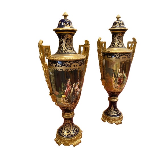 Victorian style porcelain vase