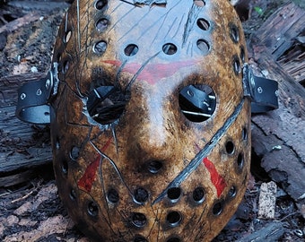 VS "Battle damaged" Extra Weathered Hockey Mask Prop Replica - Cosplay - Horror Memorabilia - Halloween Horror Mask (V1).