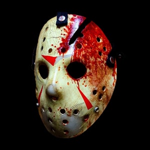 IV "Shower Slasher" Hockey Mask - Halloween - Horror Memorabilia - Prop Replica - Cosplay Horror Mask (V1).