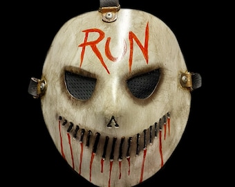 Máscara RUN - Edición de coleccionista personalizada Máscara de cosplay de terror - Máscara de hockey - Máscara de Halloween - Máscara de terror (V1).
