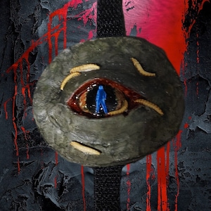 Pt VI Reflection Of Evil Eye Insert For Pt VI Hockey Masks - Cosplay Horror Prop - Mask Not Included (V6).