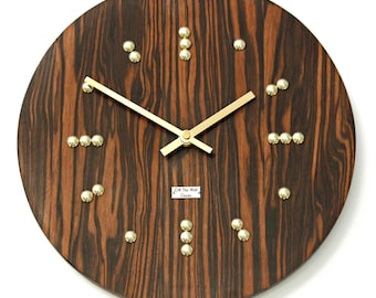 Wooden Wall Clock - NEW 30cm Vintage Retro Handmade Clock Mid Century Style Country Gift Off The Wall Clocks
