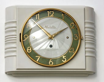 Vintage Vedette Wall Clock - 28cm French Bakelite Retro Mid Century Style Gift Off The Wall Clocks