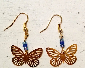 Boucles d'oreilles dorées papillons