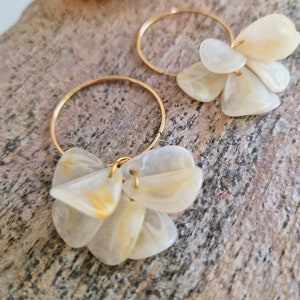 Boucles d'oreilles créoles Suzie Beige