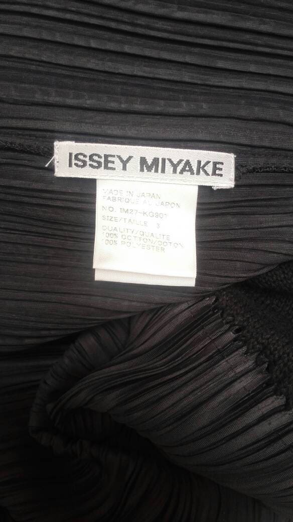 ISSEY MIYAKE vintage 90s long black pleated skirt