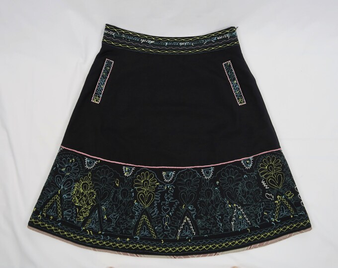 KENZO pre-owned embroidered A-line black wool skirt