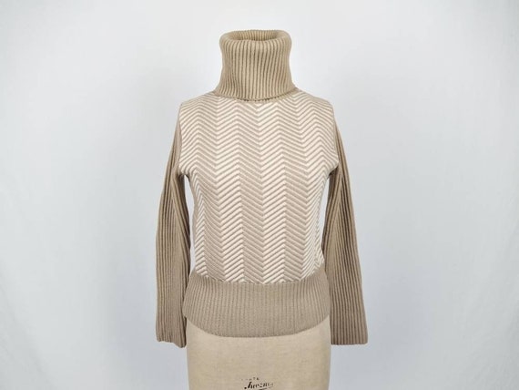 MAX MARA vintage beige and ivory chevron wool turt