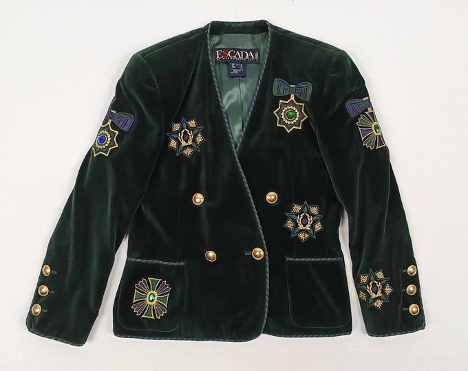 ESCADA MARGARETHA LEY vintage 80s green velvet medallion embellished blazer