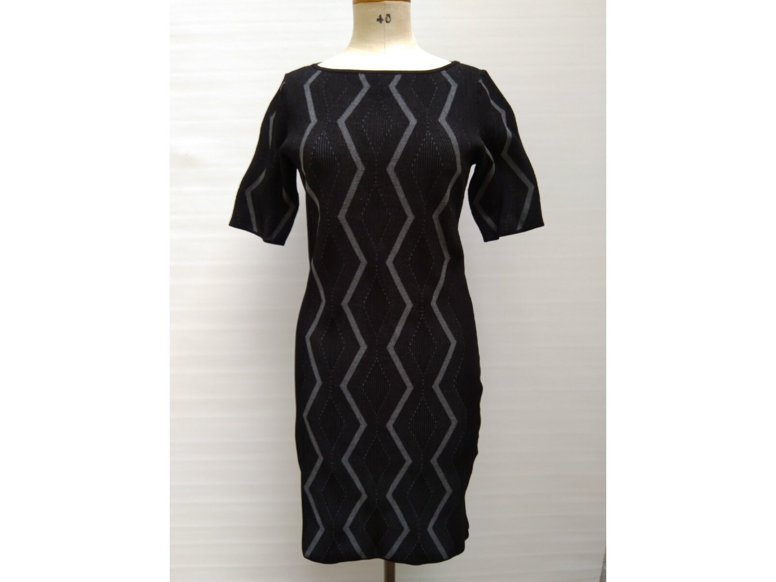 KAREN MILLEN pre-owned black and grey geometric pattern rib knit dress