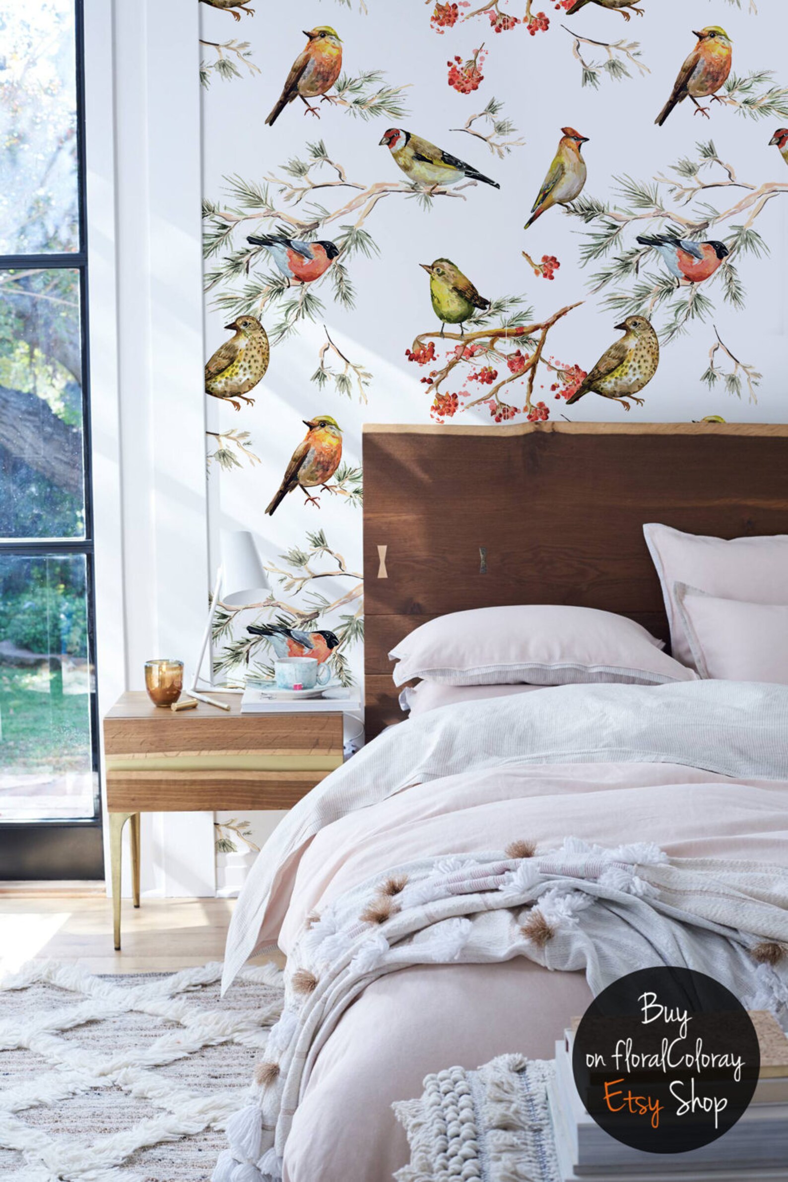 Видеть во сне птичку. Птичка снится. Птички на стене в интерьере. К чему снятся птицы. К чему снятся птицы.