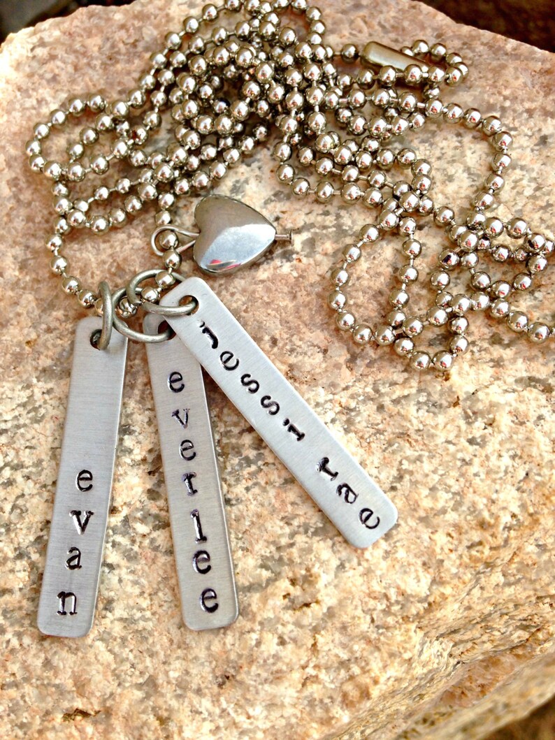 Birthstone Jewelry for Mom Mom Name Necklace Birthstone Gift For Mom Custom Name Necklace Grandma Necklace Birthstone Necklace for Mom