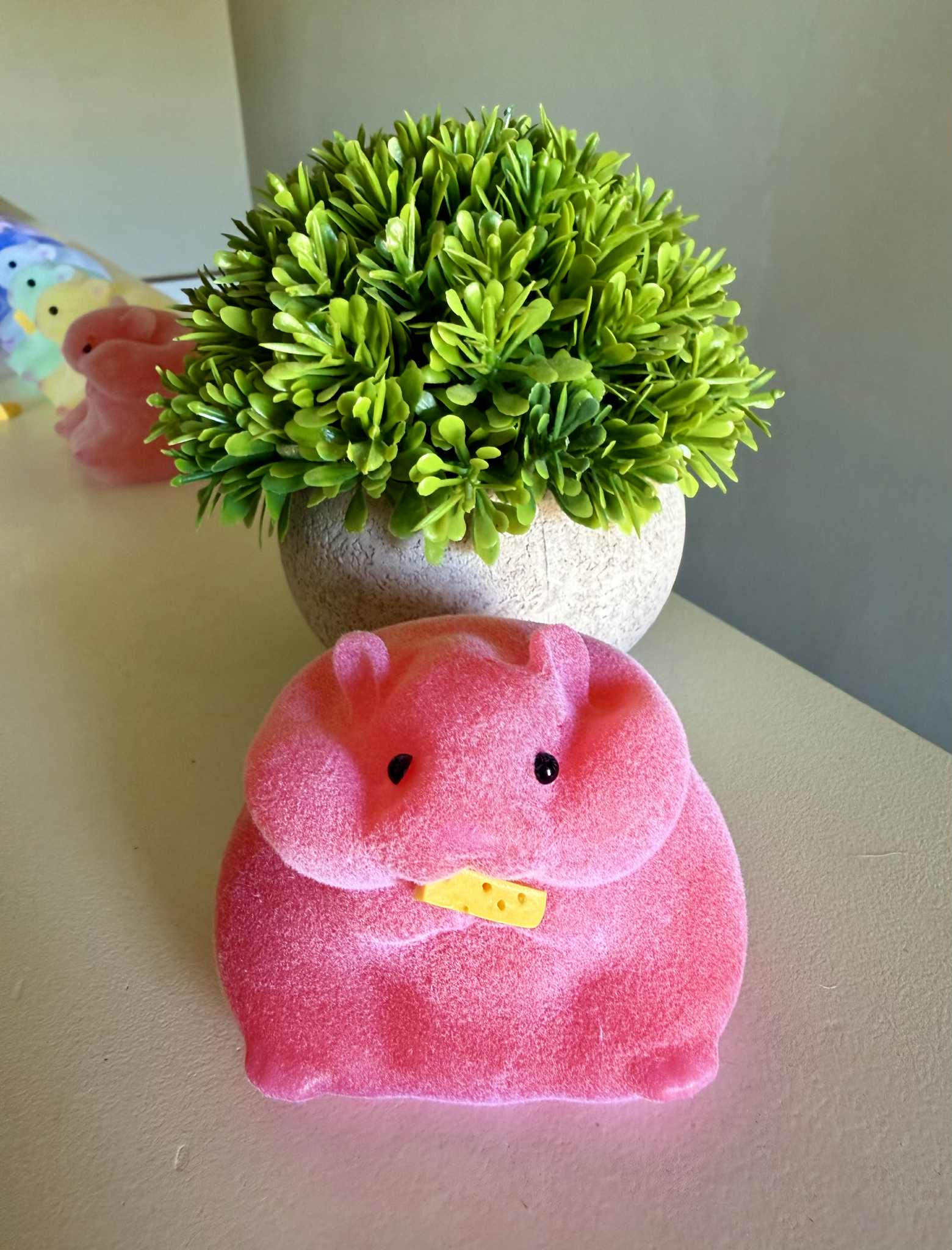 Stunning Hamster Stress Relief Through Mental Stimulation image