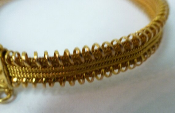 16kt Yellow Gold Victorian Mesh Vintage Bracelet - image 3