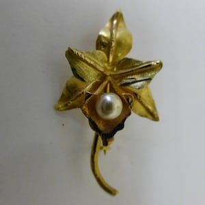 18Kt Rose & Yellow Venezuelan Gold 3D Pearl Orchid Flower Brooch