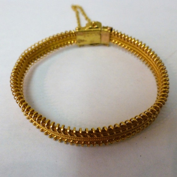 16kt Yellow Gold Victorian Mesh Vintage Bracelet - image 5