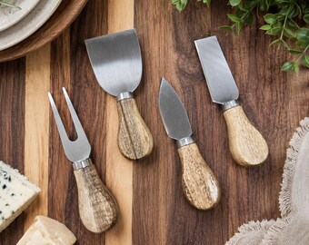 4-teiliges Käsemesser-Set — Herz, Meißel, Gabel & dünne Käsemesser für Wurstbretter
