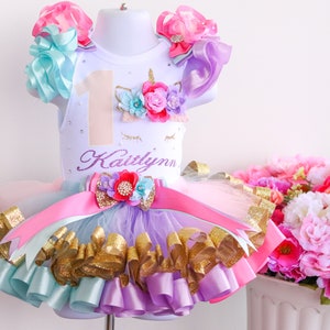 Unicorn Verjaardag Outfit, Unicorn Shirt, Unicorn Party, Unicorn Tutu, Flower Unicorn Ribbon Tutu, Unicorn jurk, Baby Tutu, Floral Unicorn