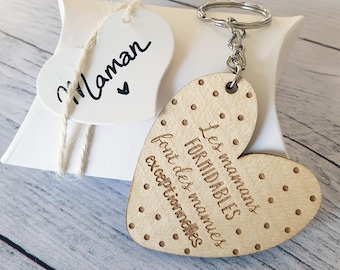 Engraved wooden key door "Great moms make exceptional grannies"