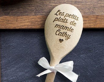 Customizable wooden kitchen spoon