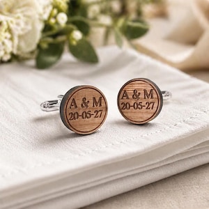 Personalized wooden cufflinks for the groom-to-be | Wedding cufflinks | Best man gift | Wedding ceremony accessory