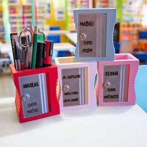 Spersonalizowany pojemnik na ołówki dla nauczyciela / atsem / aesh / maître / avs - prezent dla nauczyciela na koniec roku szkolnego | Pomysł na prezent dla niani | Prezent na koniec roku szkolnego