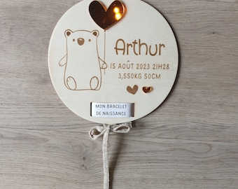 Ballon de naissance en bois et or avec bracelet de naissance Ours