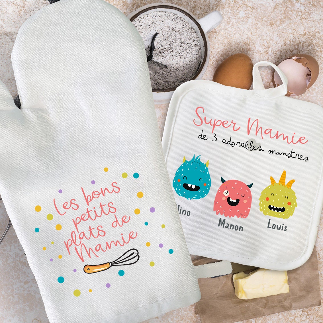 Duo Manique/Gant Personnalisés de Cuisine Pour Super Mamie Tata Marraine Etc... Monstres