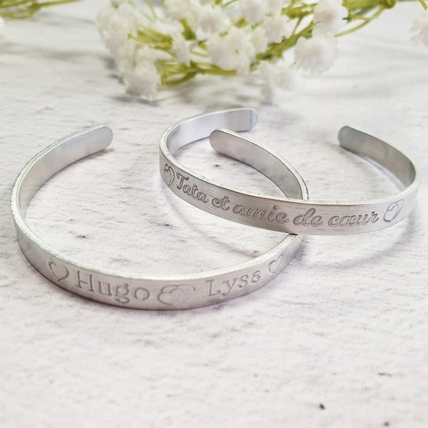 Aanpasbare gegraveerde armband met voornaam of zin
