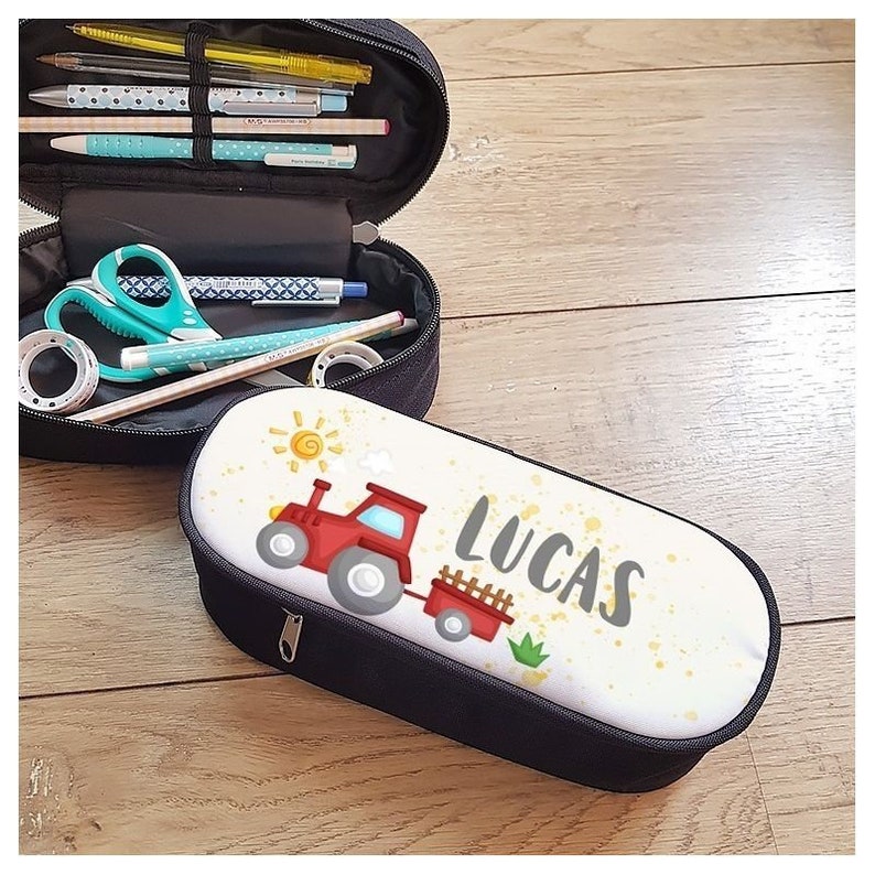 Trousse personnalisée avec prénom Tracteur image 1