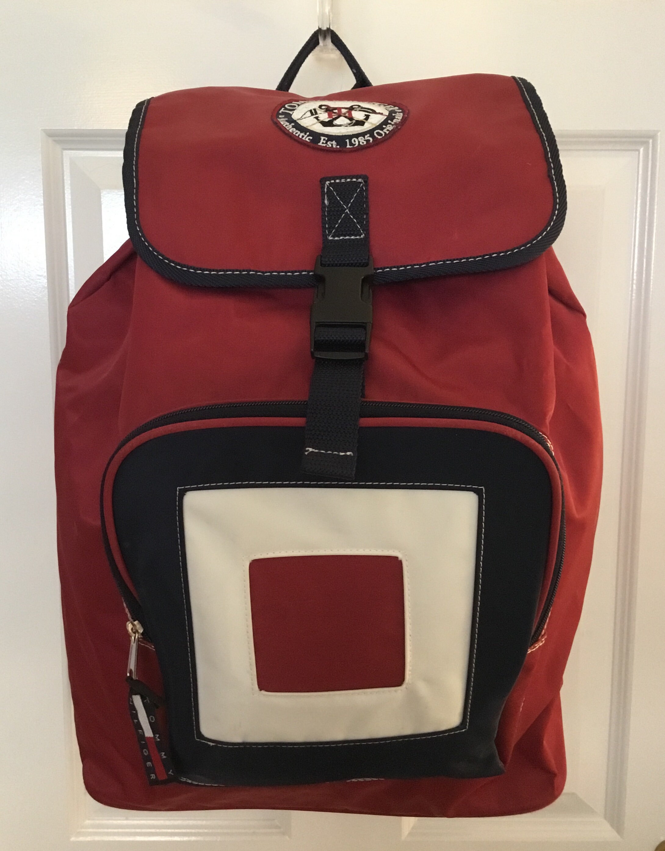 tommy hilfiger retro backpack