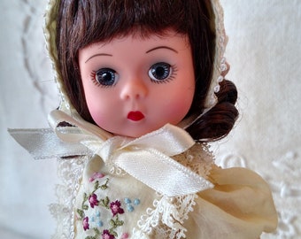 Marigold victoriana, Madame Alexander, muñeca vintage de 8&quot;, colección victoriana, sombrero bordado, caja, etiqueta de muñeca, registro