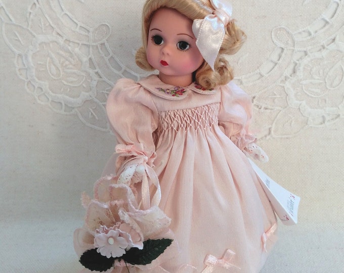 Petite Sweet Smiles Pretty Pink by Madama Alexander main image 0