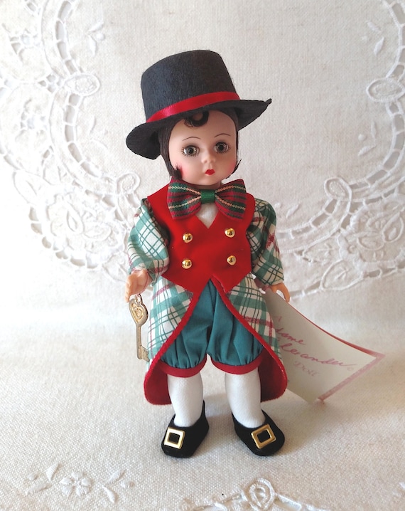 Madame Alexander Accessories Original Grad Hat for doll NEW