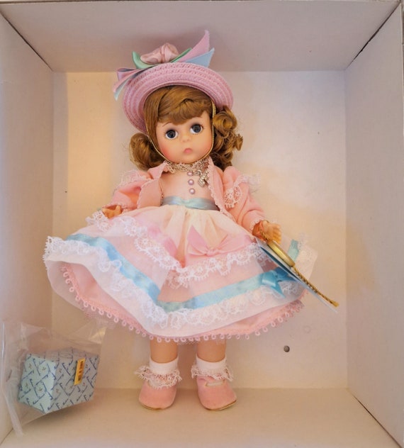 Madame Alexander LE 75th Anniversary Wendy #22420 8