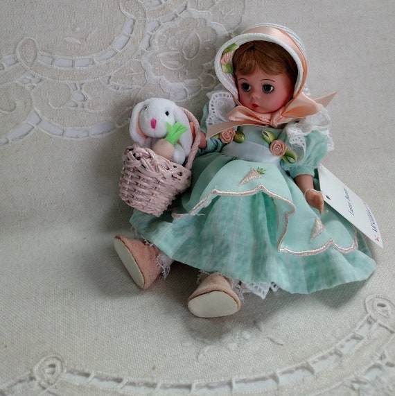 Easter Bunny, #26675, HTF, Madame Alexander, 8