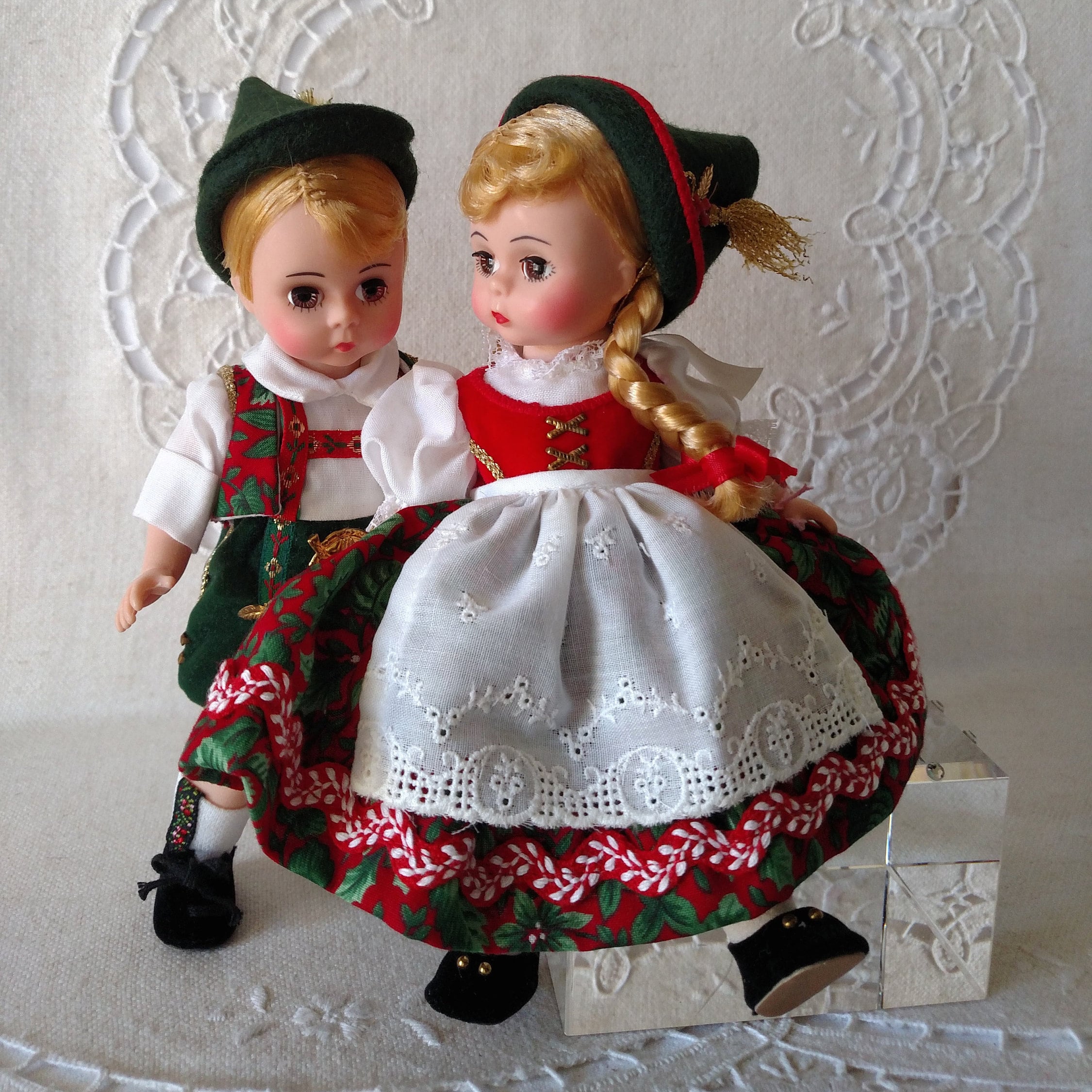 Alpine Christmas Twins, Limited Edition, 410/2000, 1992, Madame