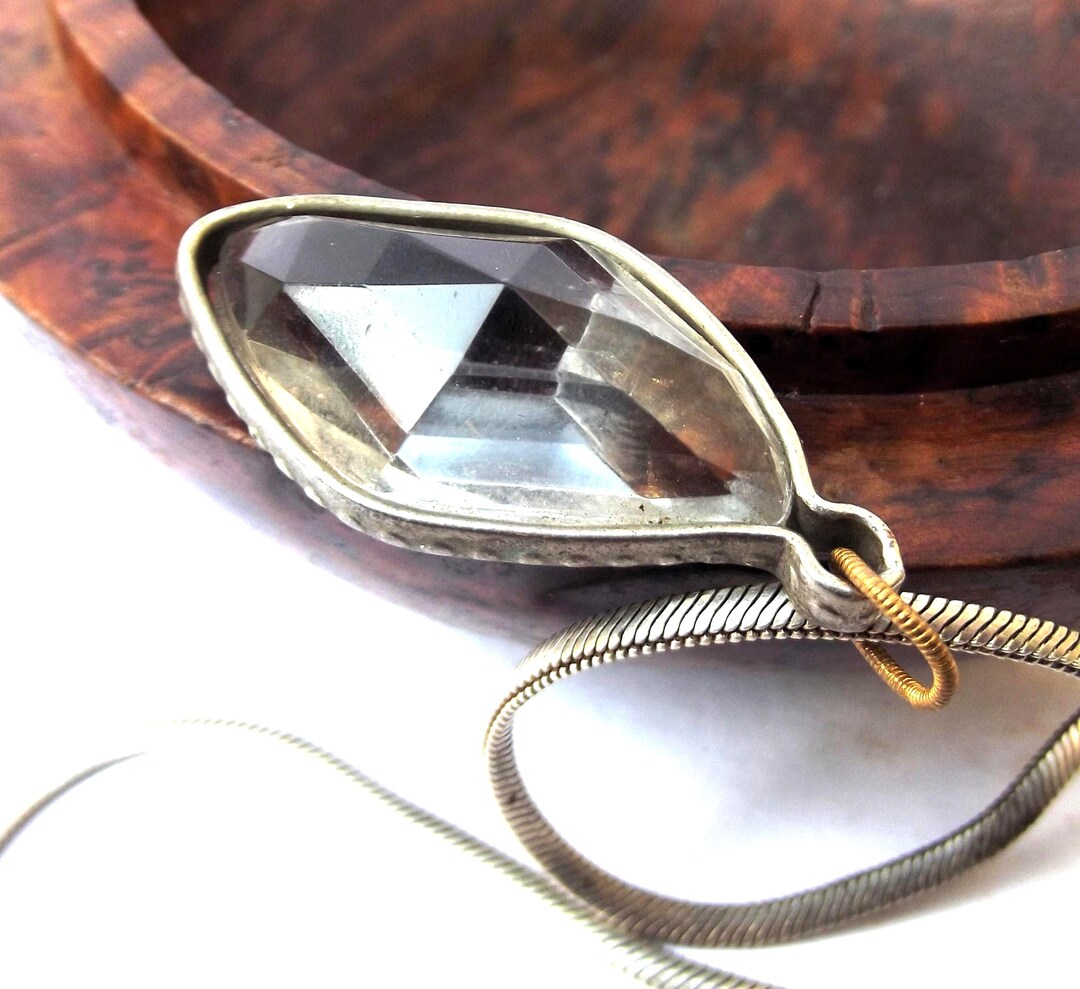 Visual Reference: 1930S Art Deco Wing Glass Watch Fob Pendant Necklace Antique