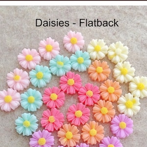 Small 9mm Daisy cabochon, flowers, daisies, scrapbooking, resin, embellishment, diy, mix or single color, no holes, D25 30 piece mix