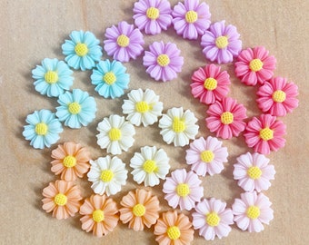 Small 9mm Daisy cabochon, flowers, daisies, scrapbooking, resin, embellishment, diy, mix or single color, no holes, D25