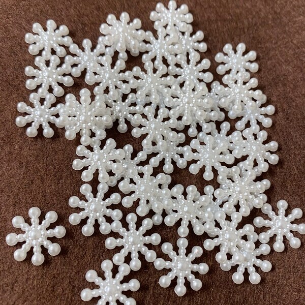 White snowflake cabochon, small, READY TO SHIP, flat back, Christmas, 15 mm, embellishment, card making snowflakes, 25, 50, 100 pcs, SN20