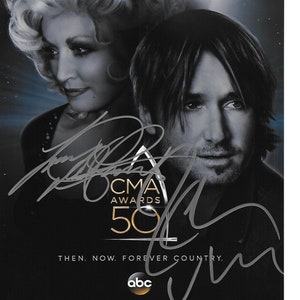 Alle Zeiten großartige Country-Musik-Künstler Dolly Parton und Keith Urban signierten 8x10 Awards Photo