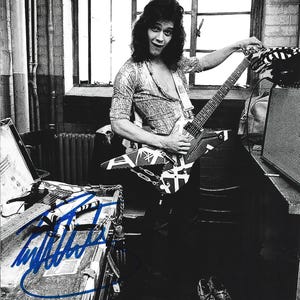 【専用】　エディ・ヴァン・ヘイレン　証明付サイン入写真 Eddie van halen autograph - Etsy 日本