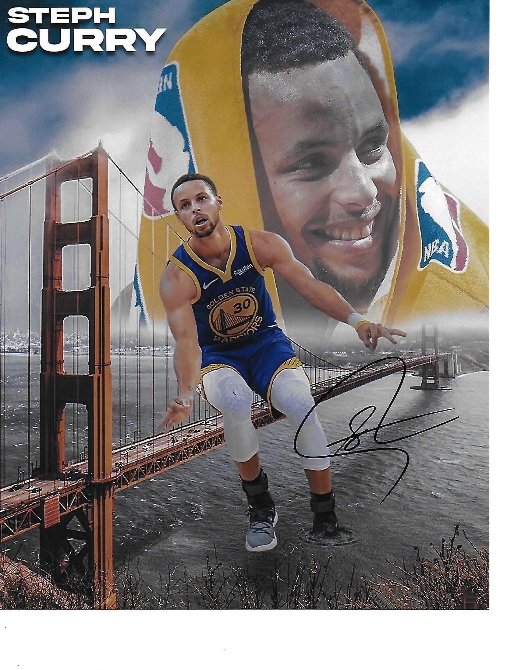 Basketball Great and Future Hall of Famer STEPHEN CURRY Autographed 8x10 Action Photo
